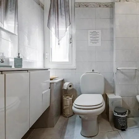 Migliarina Station Comfy Apt W/ Balcony La Spezia Exterior photo
