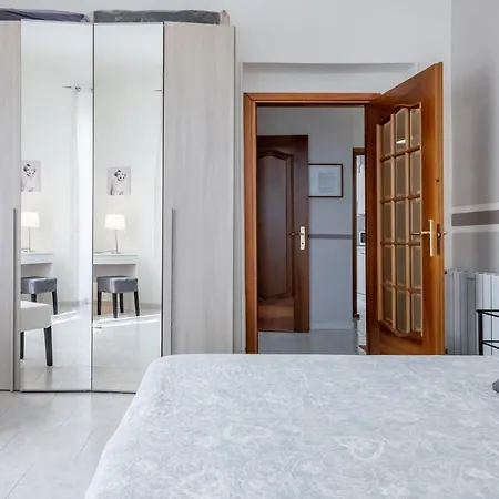 Migliarina Station Comfy Apt W/ Balcony La Spezia Exterior photo
